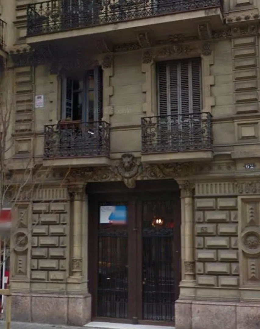 Hostal Eden برشلونة 2*,