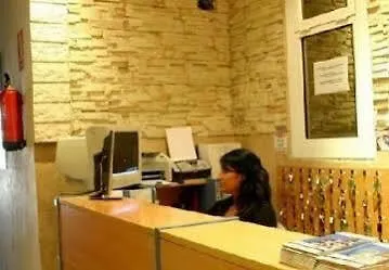 بيت ضيافة Hostal Eden برشلونة
