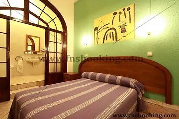 Hostal Eden Barcelona 2*,