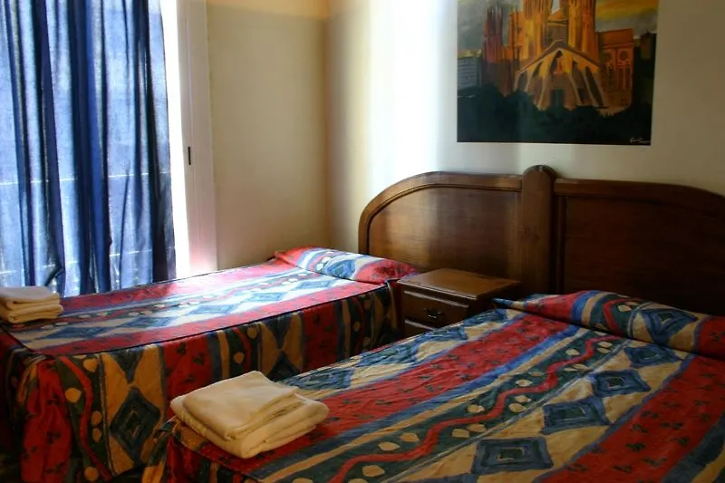 Hostal Eden Barcelona 2*,  Španělsko