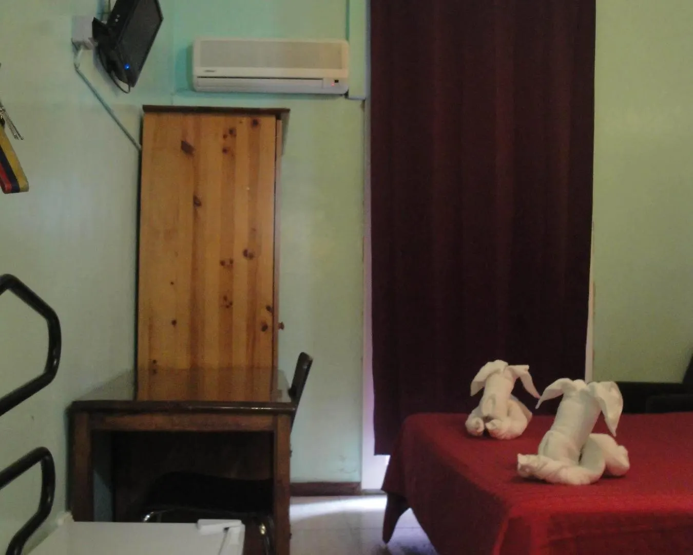 Hostal Eden Barcelona 2*,
